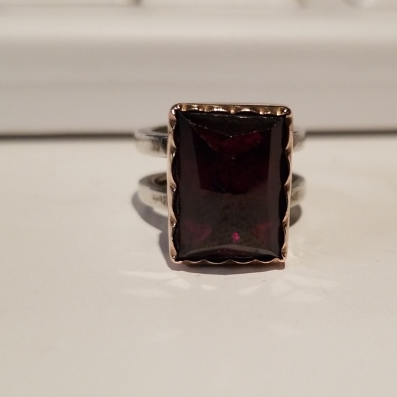 none Jewelry - Sterling silver, 14kt rose gold and garnet sz 6